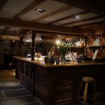 The Iconic Bar at the Queens Head